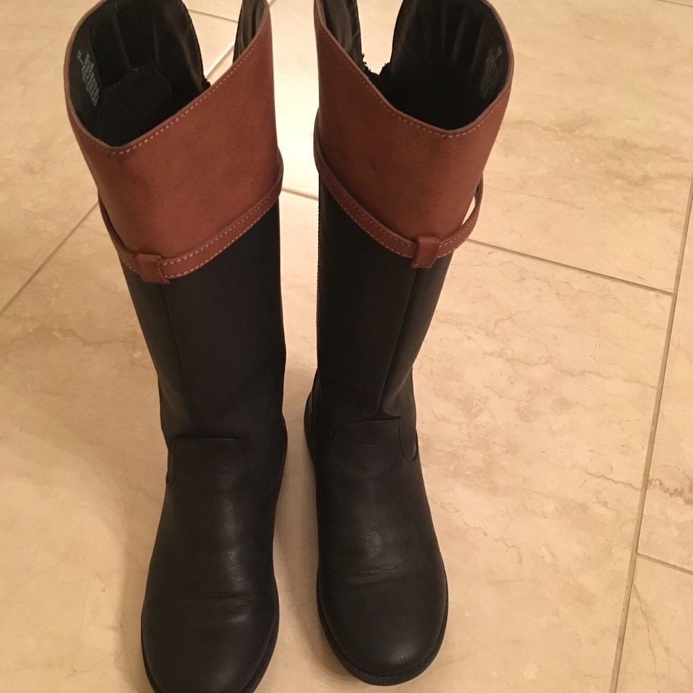 Children’s Place Riding Boots-Size 5